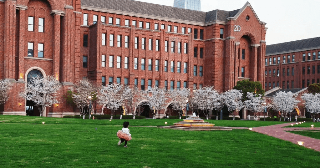 Pemandangan berkuliah di Zhejiang University