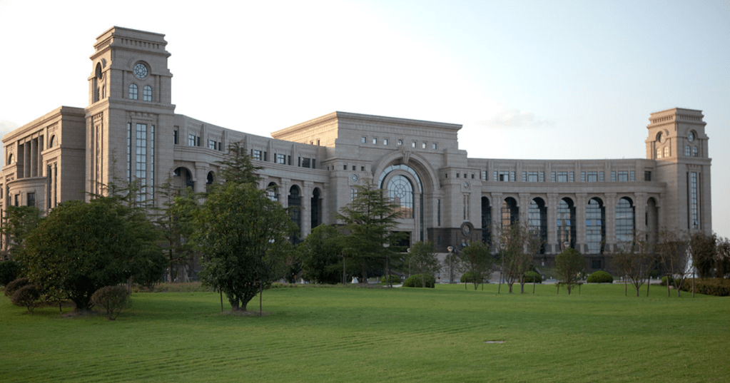 Pemandangan berkuliah di Fudan University