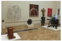 Gambar dibawah ini merupakan sebuah ruang pameran